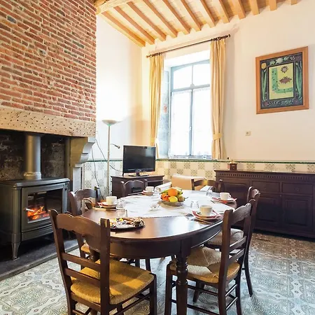 Cozy Holiday In Macon With Barbecue Casa de Férias Momignies